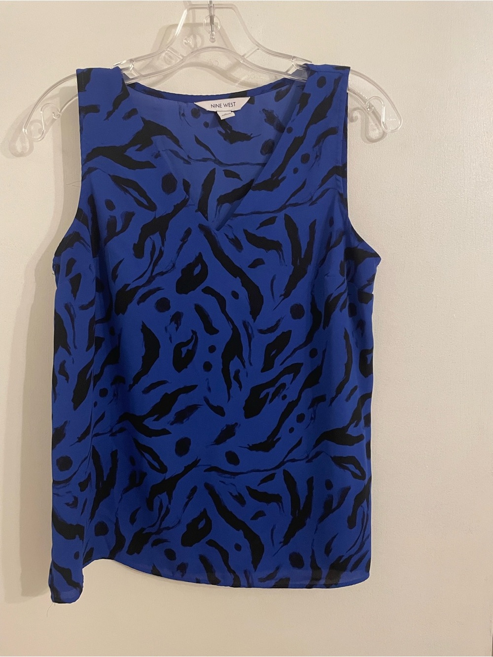 Nine West Royal Blue & Black Abstract Sleeveless Shell